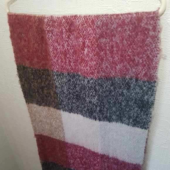 Ruggine Colour Block Soft Fringed Scarf - Picture 2 of 7